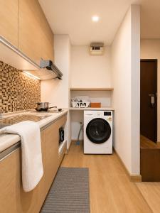 Private 1 BR Sukhumvit 71 Bts PhraKhanong