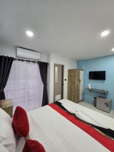 DreamNest Patong Hotel, Patong Beach