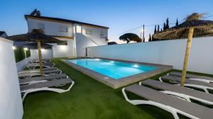Apartamento para 5 en Conil - Piscina compartida y parking