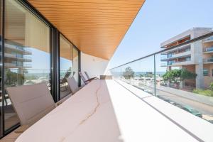 Marina Luxury Retreat - 5 Pools, Gym & Ocean View