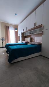 Brand New Designer Townhouse - Sunset Views