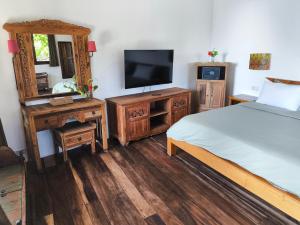 Mango Dive & Bungalow
