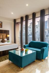 Hotel Apple Tree - Near Mahipalpur Market