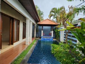 Saren Berawa, Monthly Vacation Home