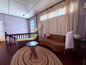 Baan Mai Poon Cozy Stay By Thita