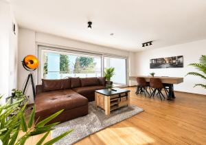 Happy Living - Apartment am Bodensee mit Billard & Balkon by living TIMELESS