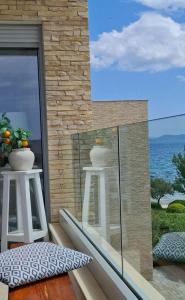 Luxury apartment with sea wiew, next to the beach