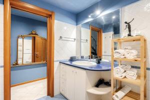 Authentic Apartment Toledo - Green Chiaia Three