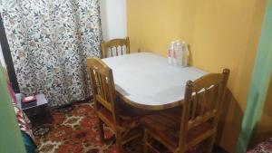 Rose Bowl Guest House, Srinagar Dal Lake