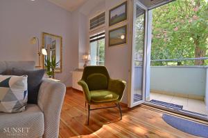 Sunset Apartments - Klimatyczne i przestronne mieszkanie przy Parku Chopina