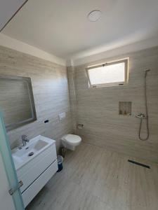 Hotel SKURA , Librazhd