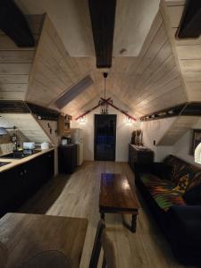 Woodland Apartment Large