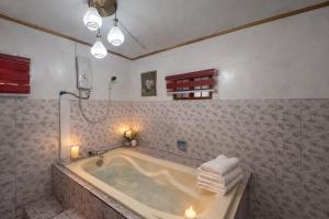 Belles Peak Staycation-Private Overlooking Villa for 15 Guests in Batangas