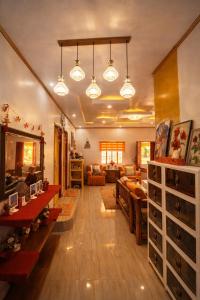 Belles Peak Staycation-Private Overlooking Villa for 15 Guests in Batangas