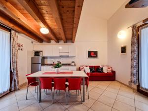 Nice apartment with swimming pool
