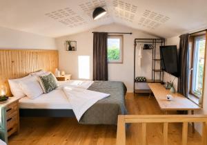 DU HISKA Private Wellness Retreat