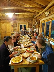 Bezengi guesthouse and Cafe Kala