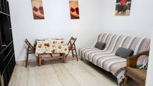 Apartamento Con aire acondicionado y patio ideal para mascosta Solo alquilamos familias y parejas