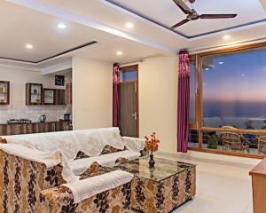Red and Blue Apartments kasauli