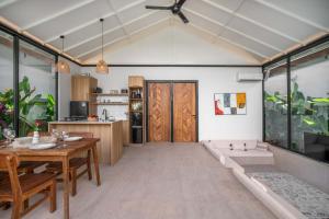 Jan Villa 3 - Brand New Stylish 2BR in the Heart of Uluwatu