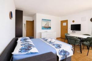 Timila Azure Cosy Seaview Apartment