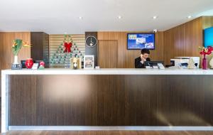 The Waverley International Hotel
