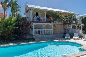 L'escapade - 圣安娜