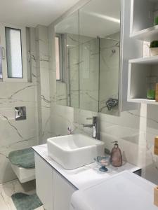 SeaView Apartment