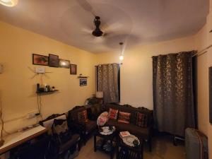 Cozy 1BHK Near Airoli & Rabale 50In Smart TV AC