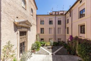 Colosseo Historic Apartment