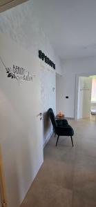 MB11 Rooms