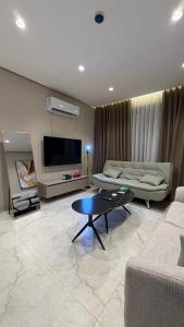313 tara-JRE Jabal Al Lweibdeh with stunning view