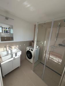 Modern Living - Im Grund 2