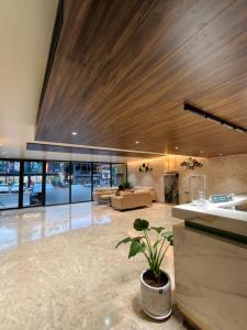 Hosta Inn Hotel and Resort