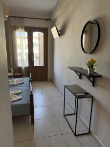 Roulas Apartment