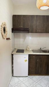 Roulas Apartment