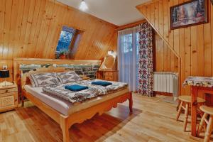 Wesoła Chatka Zakopane - Krupówki 37a -CENTRUM