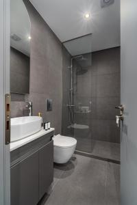 M58 Maisonette Pool Residence - 3BR & 3 Baths - Glyfada Central by K&M