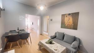 Central House - 2 Bedroom Apartment