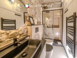 Petrellas Point Studio with AC