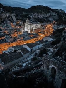 Casa Sorella - Authentic Scicli Stay & Workspace