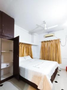 J & J Residential Homestay