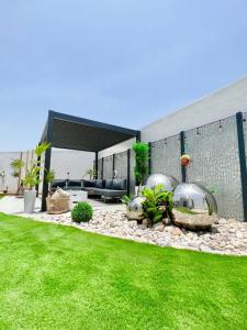Rosella Chalet 2