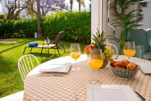 Luxury Golf Beach Villa in Guadalmina Baja Pool