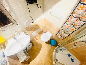 Catalan Art Room Studio Apartment img14