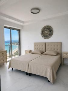 Luxury 3BR Apartment with Panoramic View, Terrace & 3 Bathrooms Cannes festival