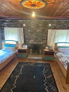 Vila Jani Stone House Fireplace near Përmet Quiet Nature Stay