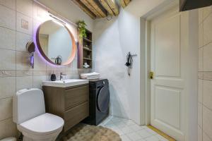 Tallinn Old Town Chimney Chamber Apartment