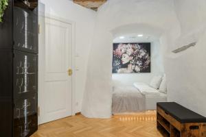 Tallinn Old Town Chimney Chamber Apartment