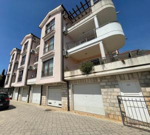 Anastasia Apartment Near Sea